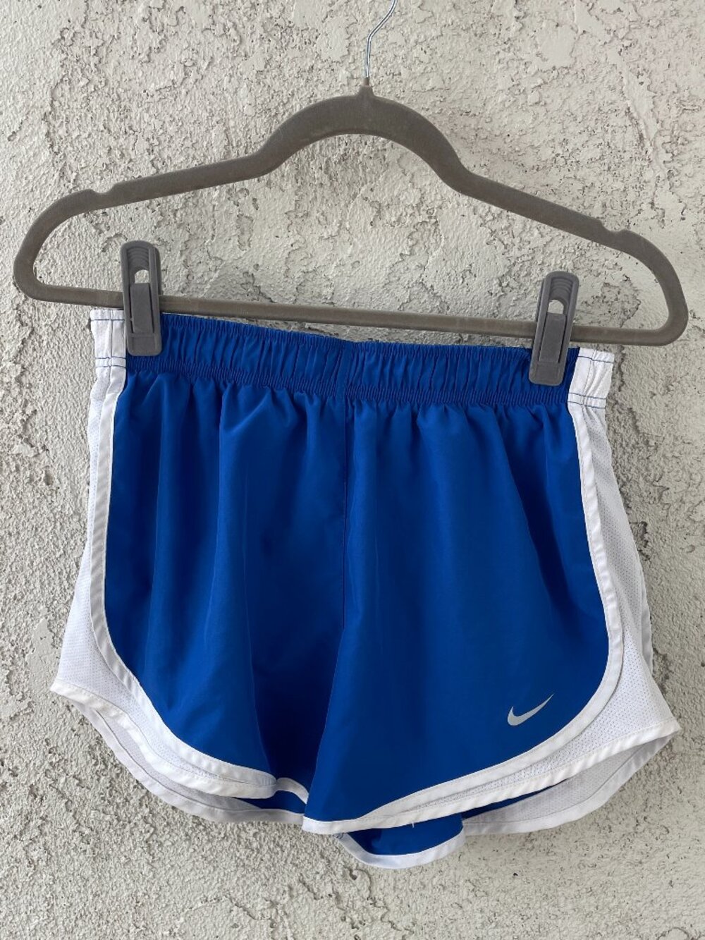 Nike Womens Dri-Fit Tempo Running Shorts Blue White Mesh Trim Elastic Waist Med